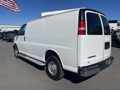 2024 Chevrolet Express 2500 RWD 2500 Regular Wheelbase WT