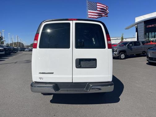 2024 Chevrolet Express 2500 RWD 2500 Regular Wheelbase WT
