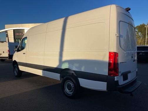 2025 Mercedes-Benz Sprinter 2500 High Roof