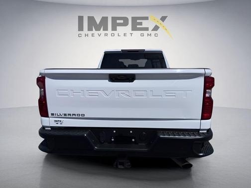 Summit White 2022 Chevrolet Silverado 2500 WT
