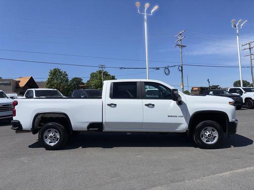 Summit White 2022 Chevrolet Silverado 2500 WT