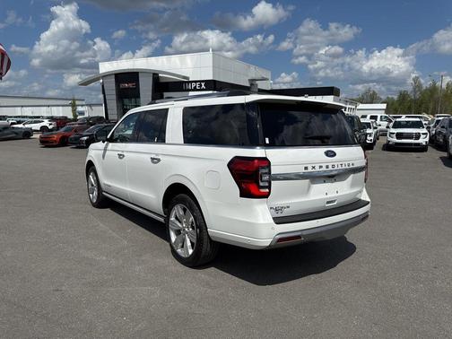 Star White Metallic Tri-Coat 2024 Ford Expedition Max Platinum