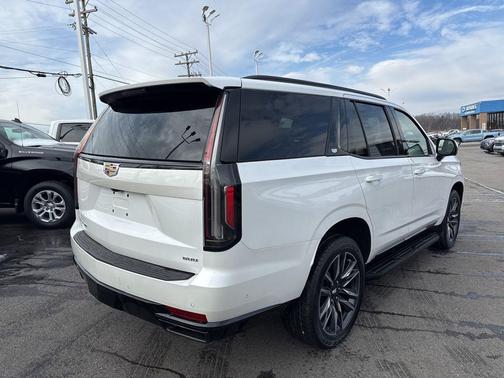 2023 Cadillac Escalade Sport