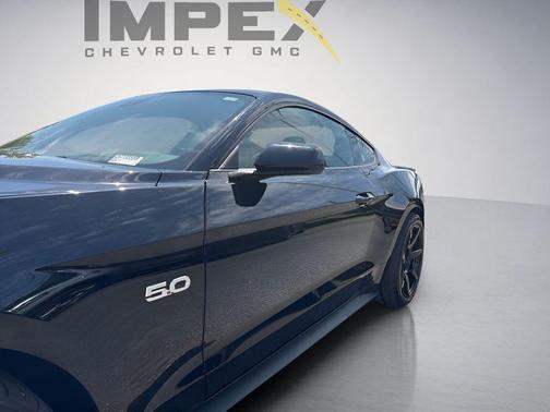 Shadow Black 2022 Ford Mustang GT