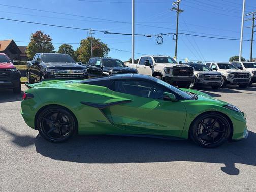 2026 Chevrolet Corvette E-Ray Convertible, 3LZ, RWD