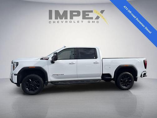 Summit White 2024 GMC Sierra 2500 AT4