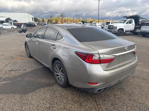 2018 Lexus ES 350 Base