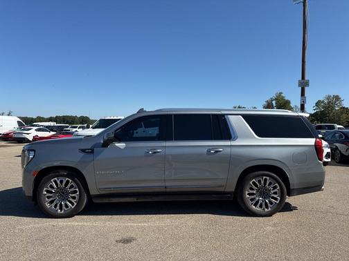 2024 GMC Yukon XL Denali Ultimate