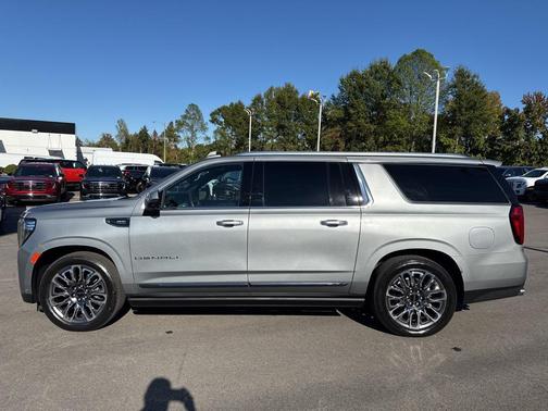 2024 GMC Yukon XL Denali Ultimate