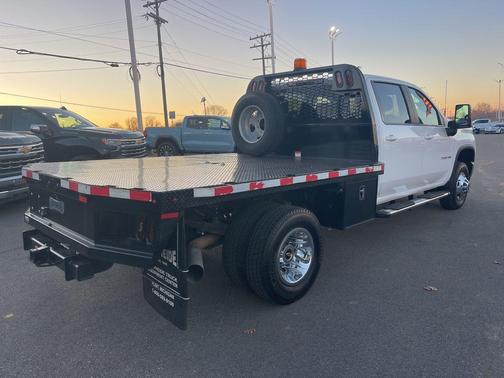 2023 Chevrolet Silverado 3500 LT