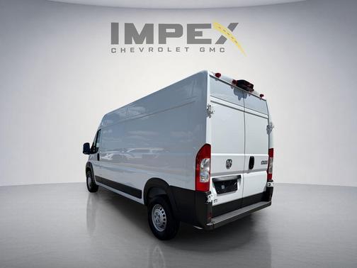 Bright White Clearcoat 2026 RAM ProMaster 2500 Tradesman