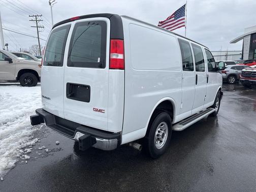 2024 GMC Savana 2500 Work Van