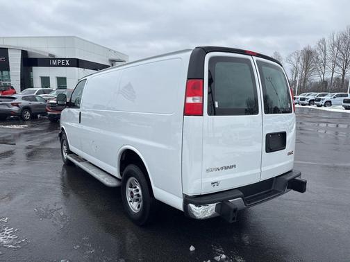 2024 GMC Savana 2500 Work Van