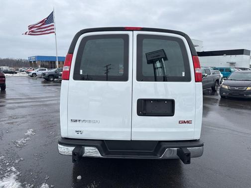 2024 GMC Savana 2500 Work Van