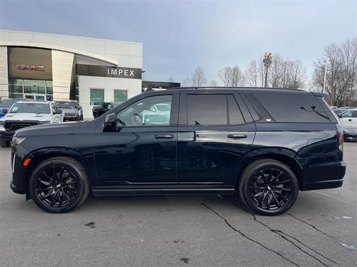 2023 Cadillac Escalade Sport