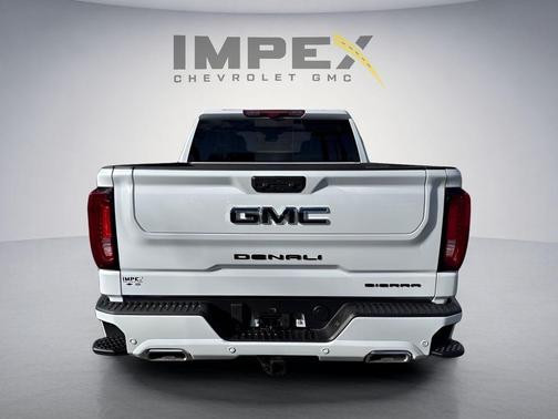 Glacier White Tricoat 2026 GMC Sierra 1500 Denali Ultimate