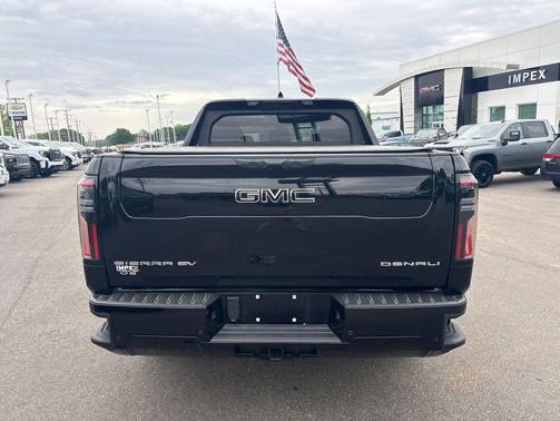 Onyx Black 2025 GMC Sierra EV Max Range Denali