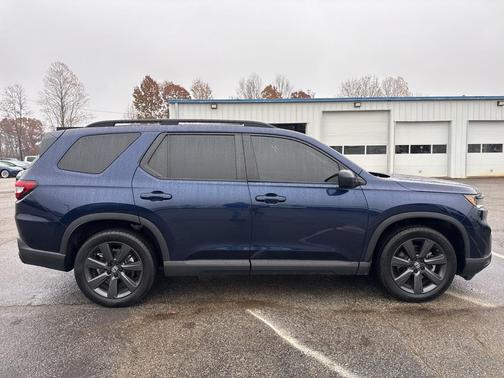 2025 Honda Pilot Sport