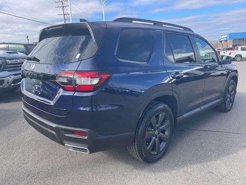 2025 Honda Pilot Sport