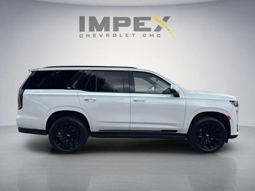 Crystal White Tricoat 2024 Cadillac Escalade Sport