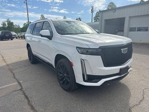 Crystal White Tricoat 2024 Cadillac Escalade Sport