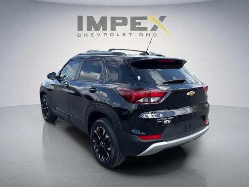 Mosaic Black Metallic 2023 Chevrolet Trailblazer LT