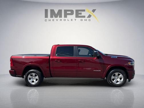 Delmonico Red Pearlcoat 2025 RAM 1500 Big Horn/Lone Star