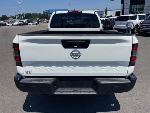 2024 Nissan Frontier S