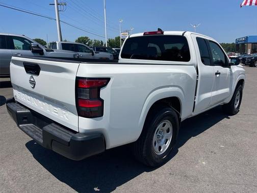 2024 Nissan Frontier S
