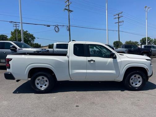 2024 Nissan Frontier S