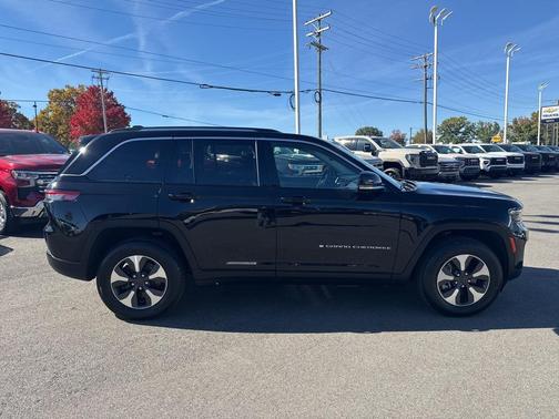 2023 Jeep Grand Cherokee 4xe Base