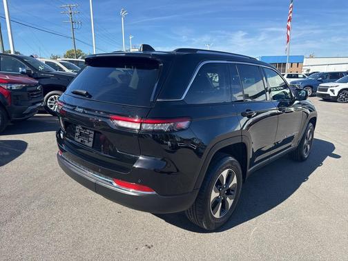 2023 Jeep Grand Cherokee 4xe Base