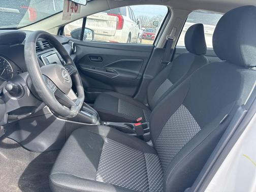 2024 Nissan Versa 1.6 S