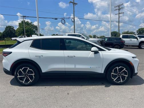 2025 Chevrolet Equinox EV LT