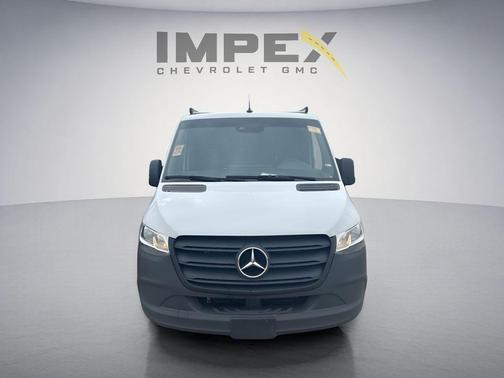 White 2024 Mercedes-Benz Sprinter 2500
