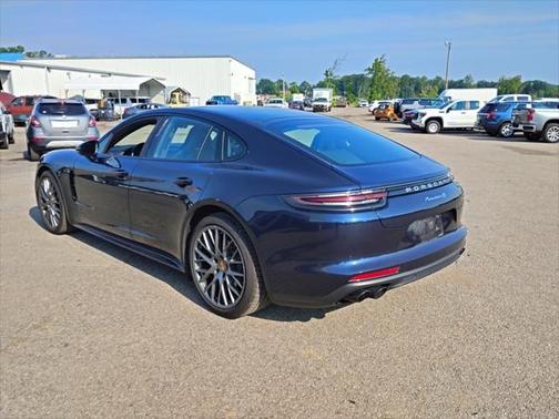 2018 Porsche Panamera 4S