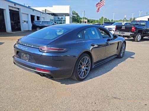 2018 Porsche Panamera 4S