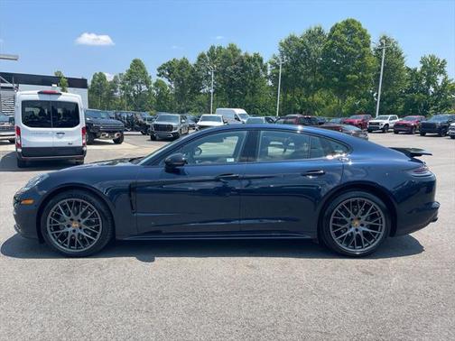 2018 Porsche Panamera 4S