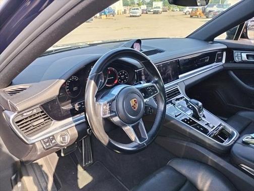 2018 Porsche Panamera 4S