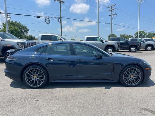 2018 Porsche Panamera 4S