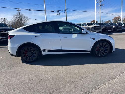 2023 Tesla Model Y Performance Dual Motor All-Wheel Drive