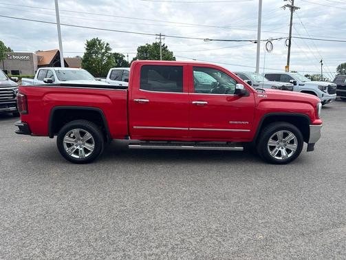 Red 2018 GMC Sierra 1500 SLT
