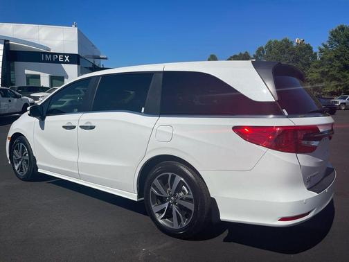 2024 Honda Odyssey Touring