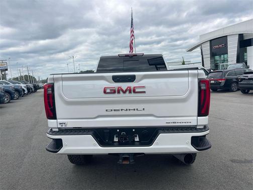 2024 GMC Sierra 2500 Denali