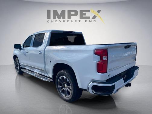 Polar White Tricoat 2026 Chevrolet Silverado 1500 High Country
