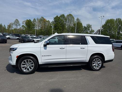 White 2023 Chevrolet Suburban Premier