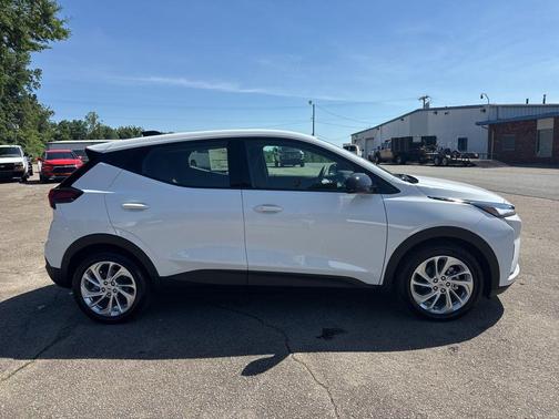 Summit White 2027 Chevrolet Bolt LT FWD