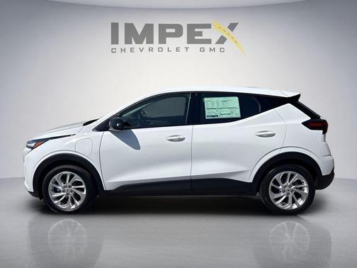 Summit White 2027 Chevrolet Bolt LT FWD