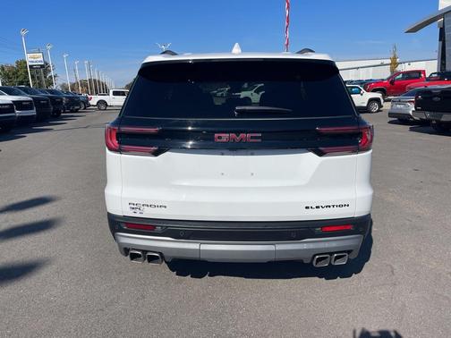 2025 GMC Acadia FWD Elevation