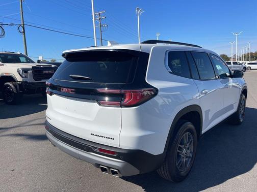 2025 GMC Acadia FWD Elevation